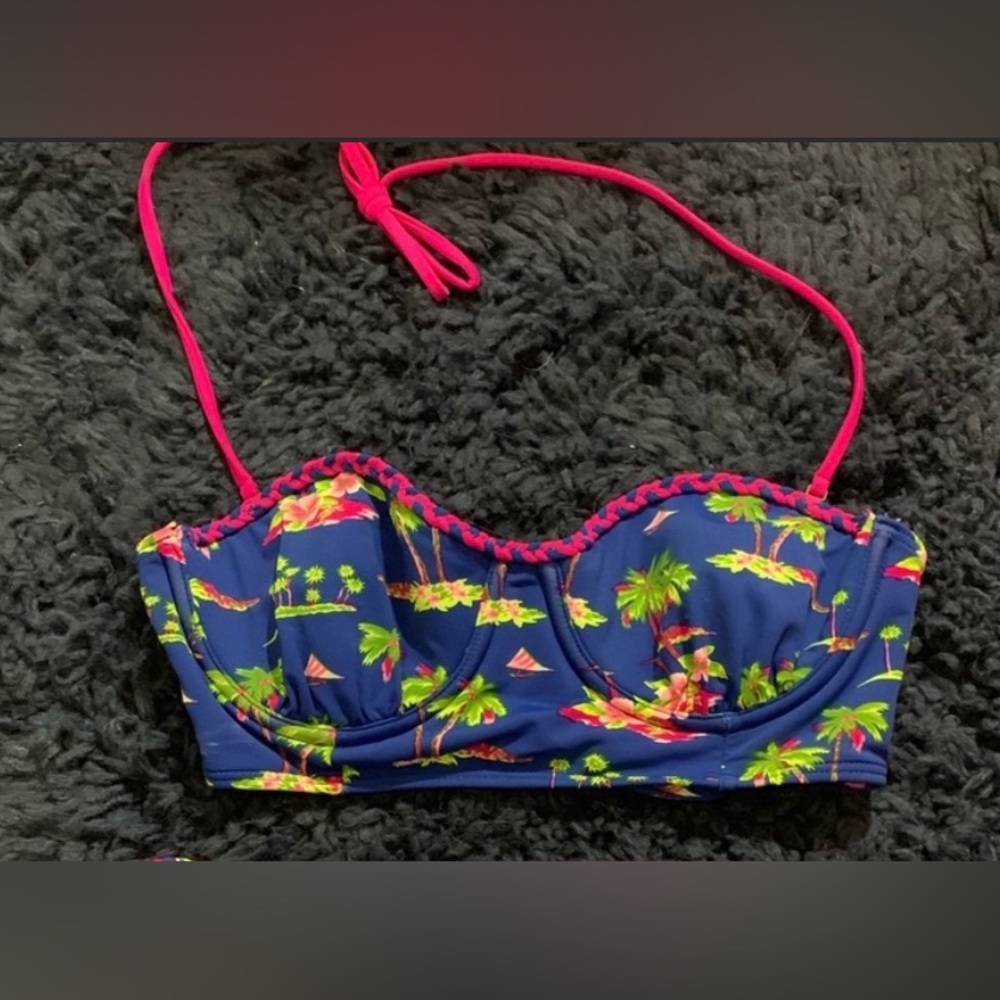 Abercrombie & Fitch pink and blue tropical bikini top